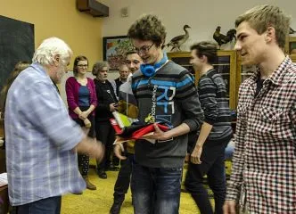 Jiri-Fikejz-prebira-ceny