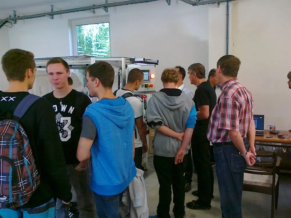 Exkurze a&nbsp;přednáška studentů ústecké umprumky ve firmě Orlík – Kompresory Česká Třebová