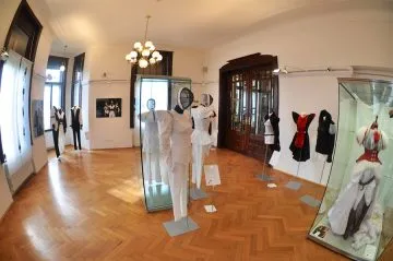 4-hlavni-sal
