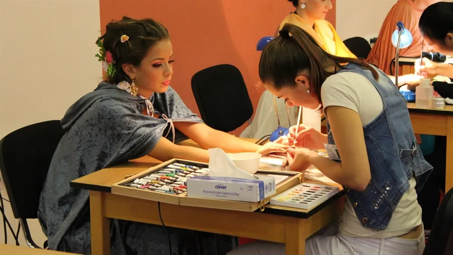 Harmonie 2014 – 2.&nbsp;místo v&nbsp;kategorii nail-art patří Lanškrounu