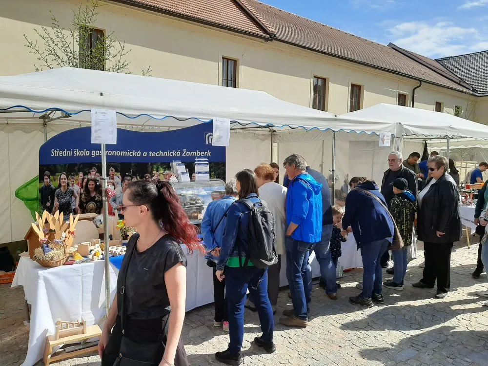 Žamberecké obchodnice na zámku v&nbsp;Pardubicích