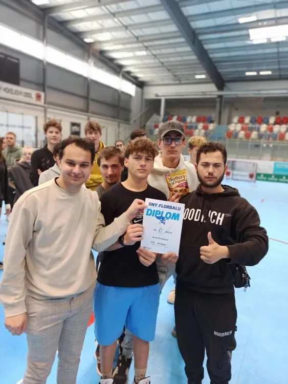 Studenti SŠGT Žamberk na DNECH FLORBALU