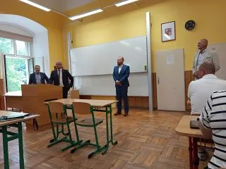 _SJPoq_I(1)