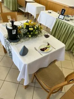 UTF-81000033538