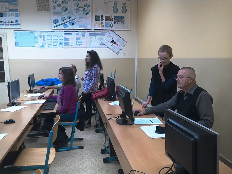 Projekt „Mami/Tati umíš s&nbsp;počítačem? aneb děti učí své rodiče“