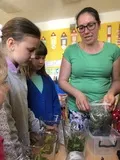Projektový den s&nbsp;odborníkem ve škole „Květiny pro radost“