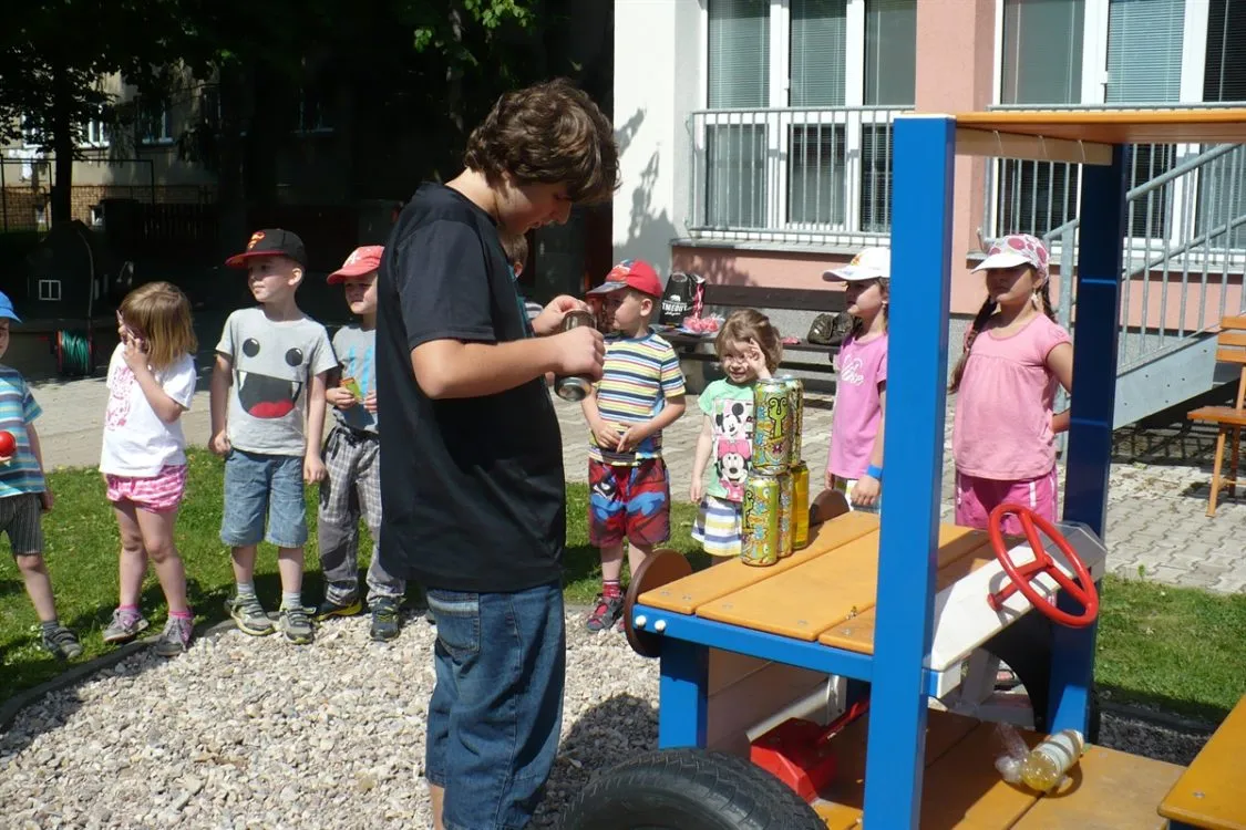 Když starší pečují o&nbsp;mladší