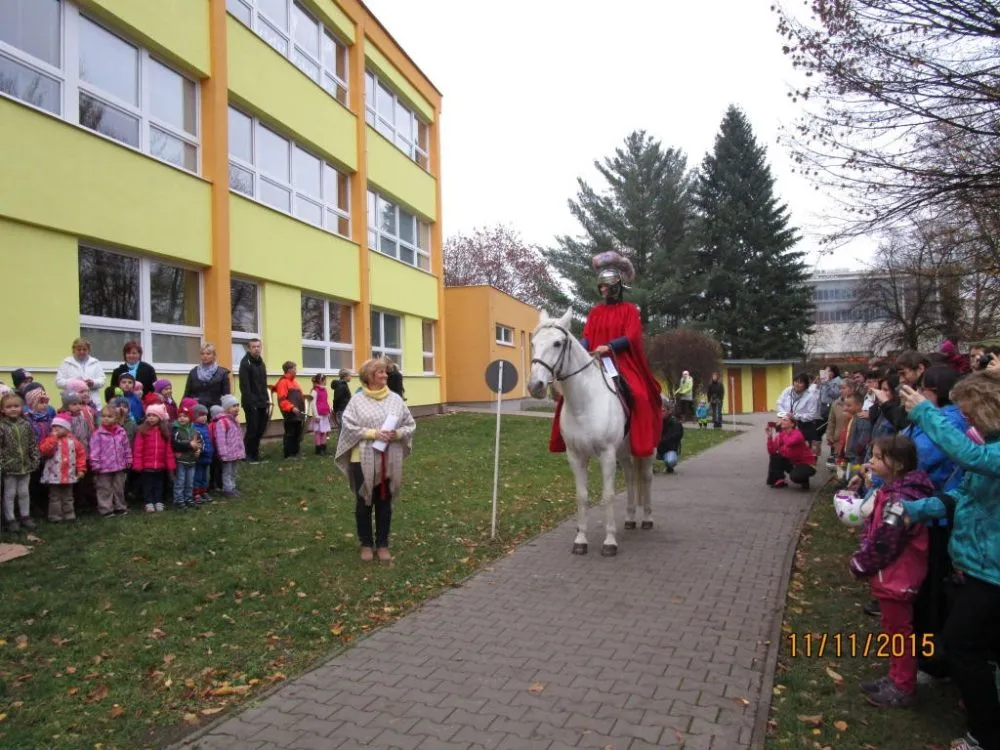 V&nbsp;MŠ Pardubice, Mladých přivítali Sv. Martina