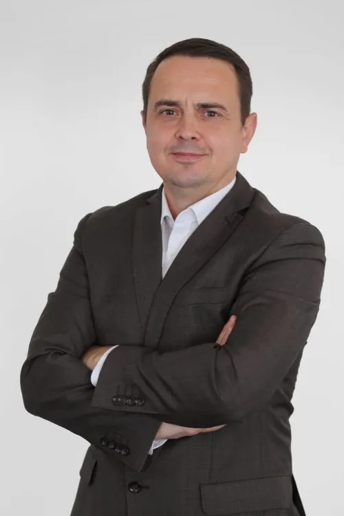 Ředitel společnosti Schaeffler Production CZ Gabriel Michalec říká: „Snažíme se zvýšit prestiž technických oborů v&nbsp;regionu“
