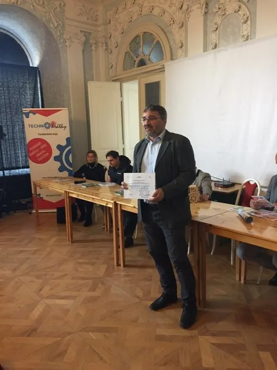 První „technohrátkovský Oskar“ zamířil do Chroustovic