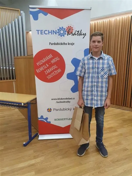 Školní technohrátkovské ohlasy