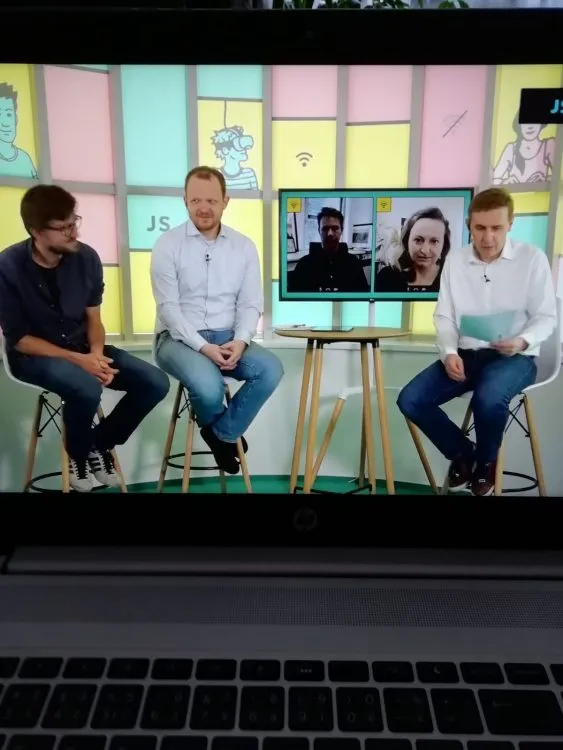 Žáci 3.&nbsp;ročníku OA Svitavy se 18.&nbsp;května zúčastnili online debaty “PRAVDA vs. LEŽ”