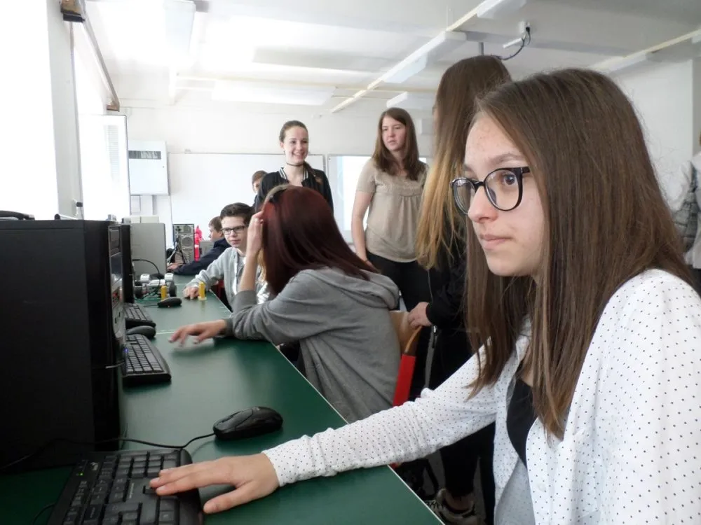 TECHNOhrátky v&nbsp;České Třebové stávka škol neohrozí – přijede jich všech devět