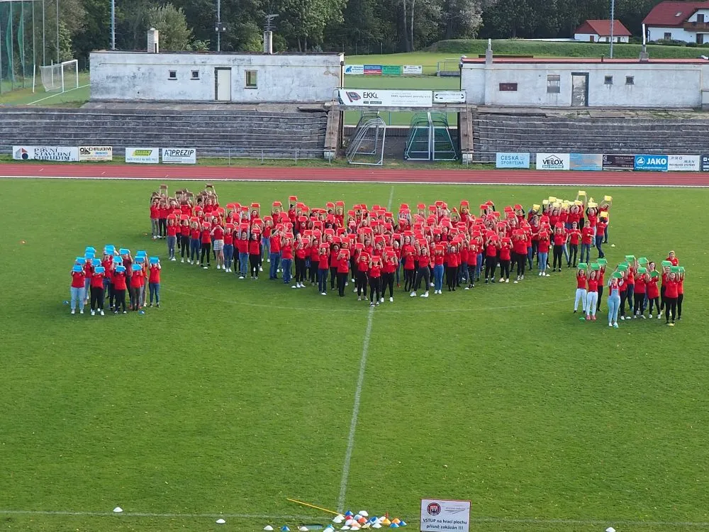 ZDRAVOhrátky gratulují dvěma školním jubilantkám