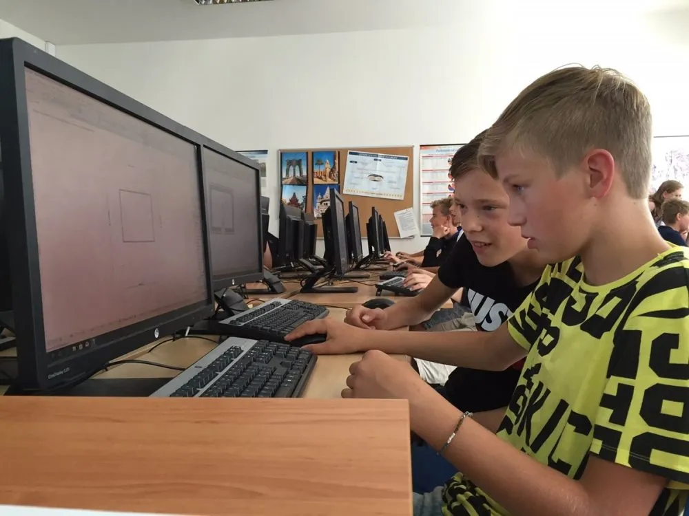 „TECHNOhrátkovští“ rivalové opět na scéně, Polabiny vrací úder