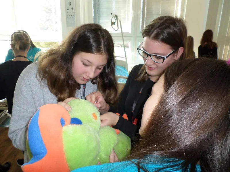 Při tečce za letošními ZDRAVOhrátkami excelovali také studenti a&nbsp;kuchařky pardubické „zdrávky“