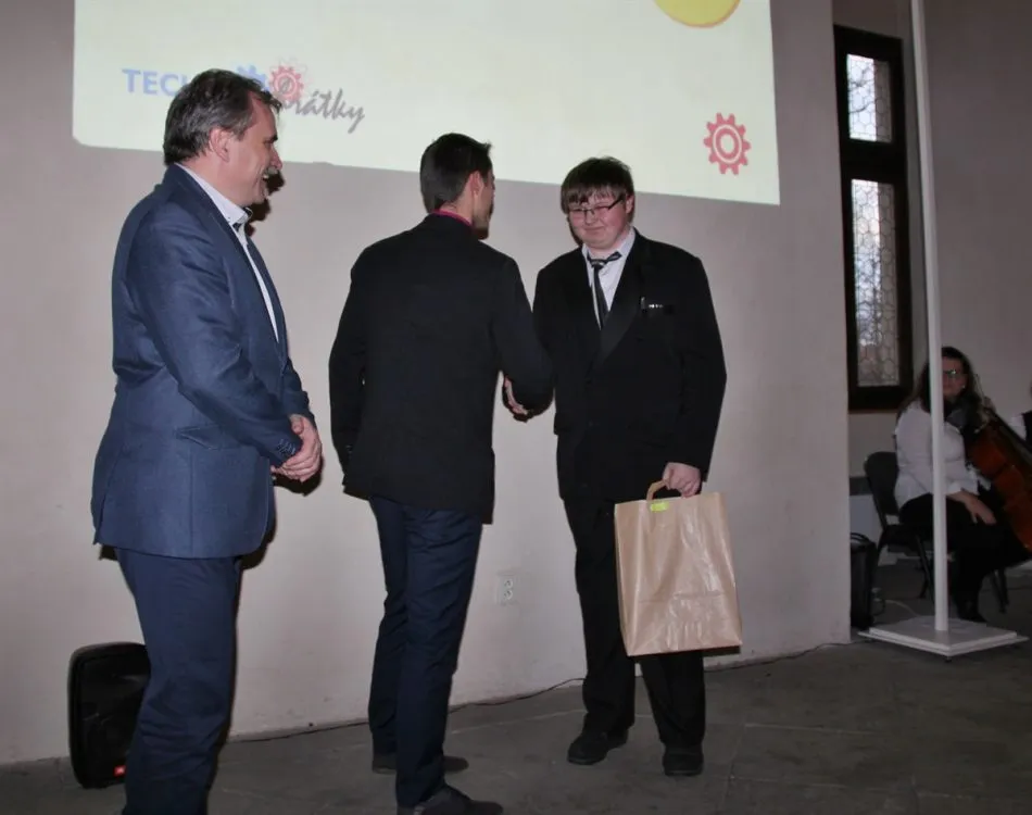 Oceněné školy zažívají díky TECHNOhrátkám bouřlivé oslavy