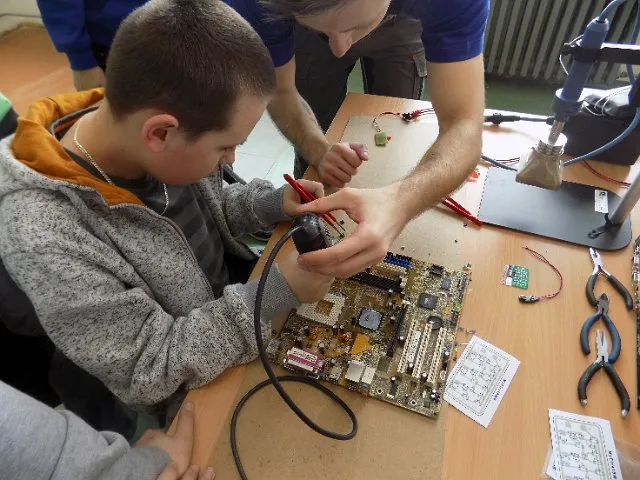 Školní zpravodajství z&nbsp;TECHNOhrátek – méně slov, více fotografií!