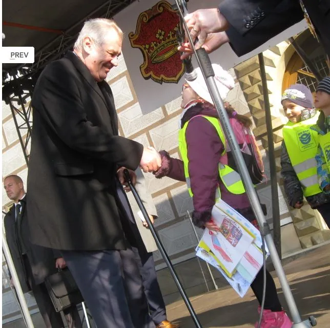 Děti z&nbsp;MŠ Horní Heřmanice potěšily prezidenta republiky milým dárkem