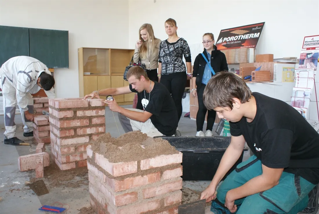 TECHNOhrátky odstartují podzimní program ve stavebním ráji i&nbsp;s&nbsp;českou hokejovou legendou