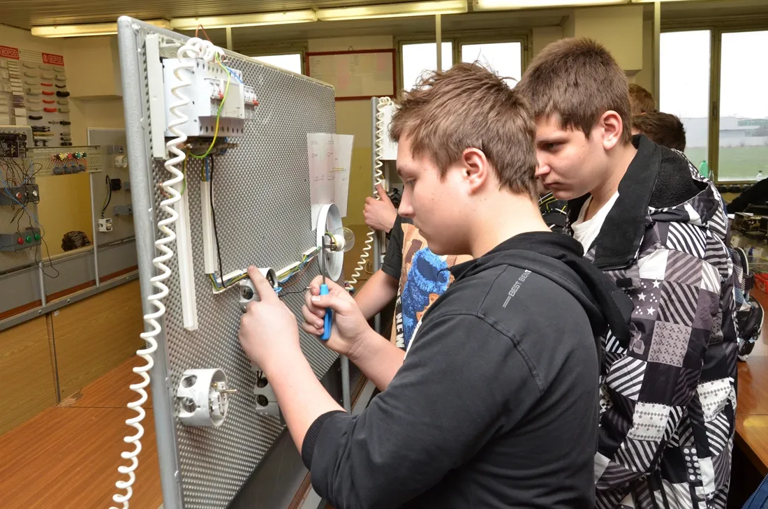 Učitelé hledají odpověď na otázku, jak zvýšit zájem žáků o&nbsp;technické vzdělávání