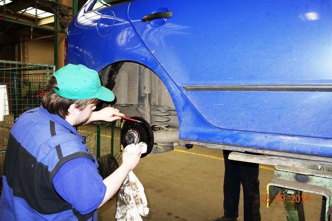 Automobilní TECHNOhrátky žákům pomohly při výběru povolání