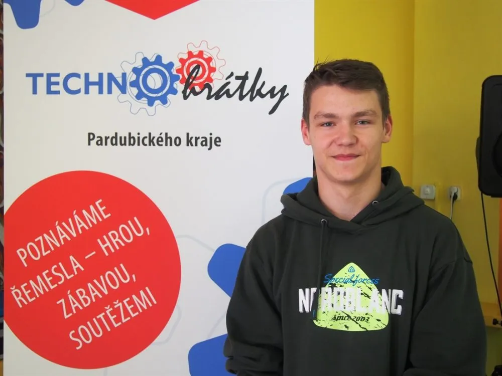 Třítisícího jubilanta Jana Tonera z&nbsp;Třemošnice okouzlila elektrotechnika