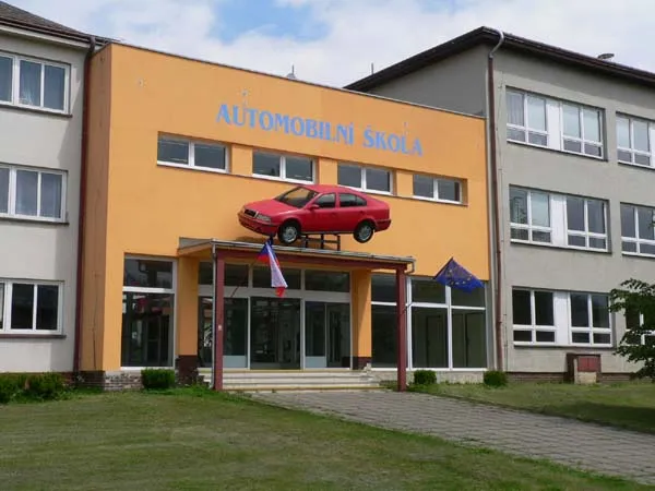 Facebook už má nově také automobilní škola v&nbsp;Ústí nad Orlicí!