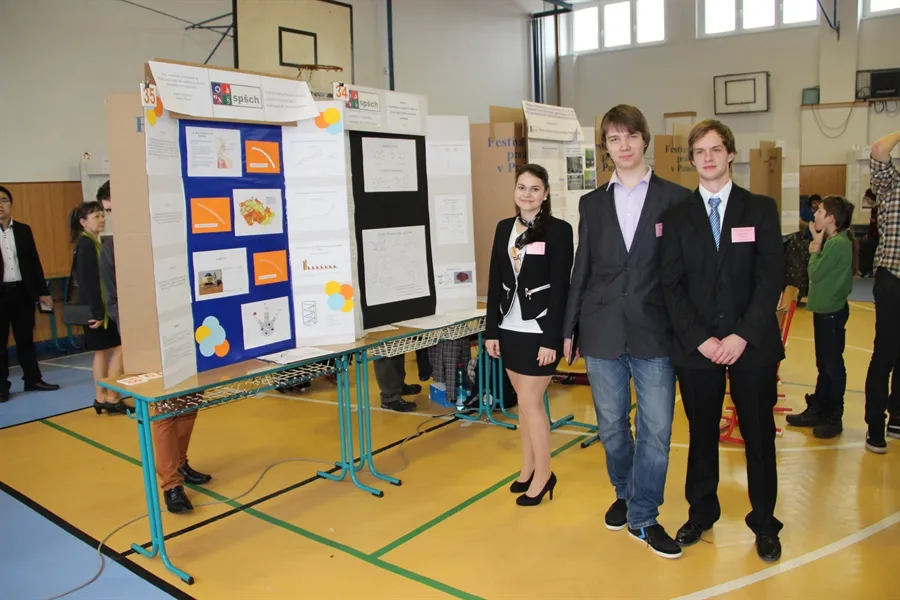 Festival vědy a&nbsp;techniky v&nbsp;Pardubickém kraji 2015 na SPŠ chemické Pardubice