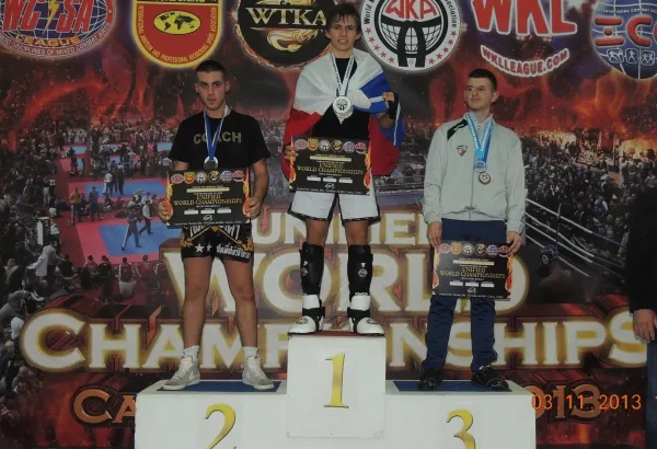 Mistr světa v&nbsp;kickboxu je z&nbsp;Gymnázia Vysoké Mýto